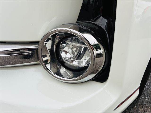 TOYOTA MARK X 2019 Image 31