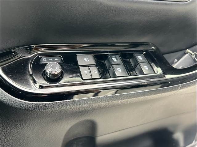 TOYOTA NOAH 2019 Image 31