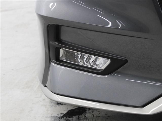 NISSAN SERENA  S-HYBRID 2018 Image 31