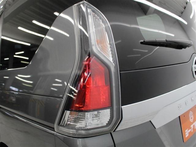 NISSAN SERENA  S-HYBRID 2018 Image 31