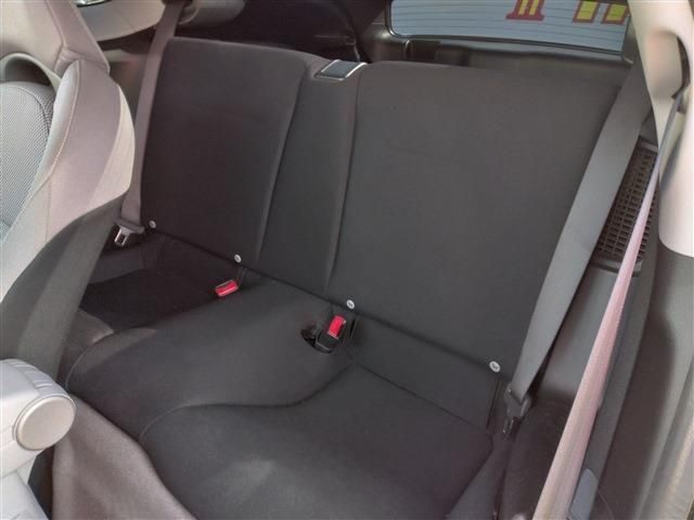 HONDA CR-Z 2010 Image 31