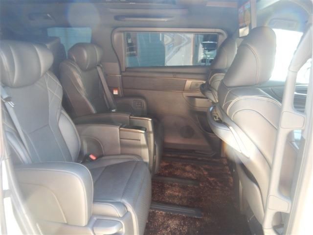 TOYOTA VELLFIRE  HYBRID 2023 Image 31