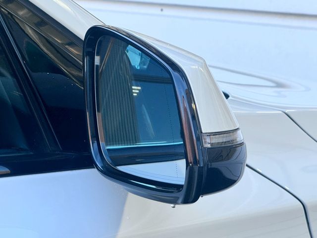 BMW 7SERIES 2013 Image 31