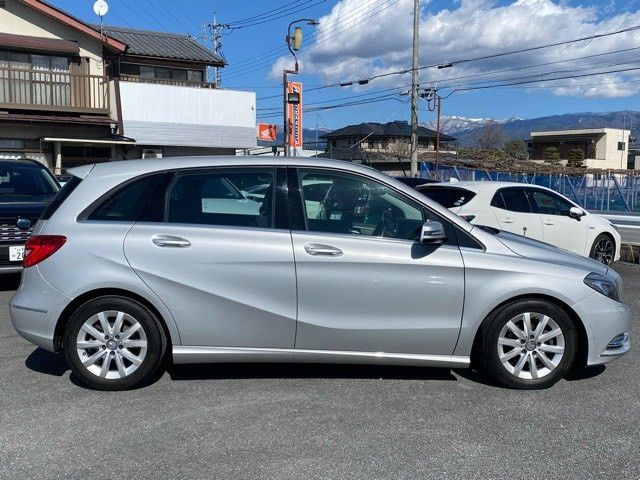 MERCEDES BENZ B CLAS 2013 Image 31