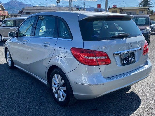 MERCEDES BENZ B CLAS 2013 Image 31