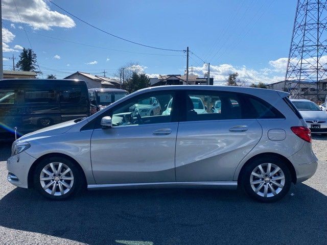 MERCEDES BENZ B CLAS 2013 Image 31