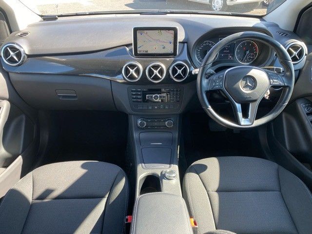MERCEDES BENZ B CLAS 2013 Image 31