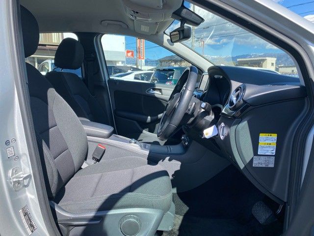 MERCEDES BENZ B CLAS 2013 Image 31