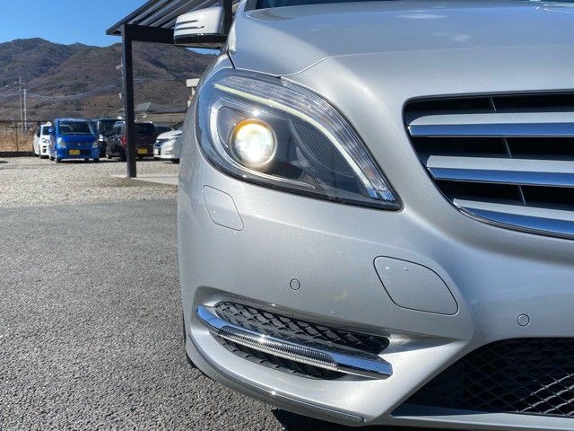 MERCEDES BENZ B CLAS 2013 Image 31