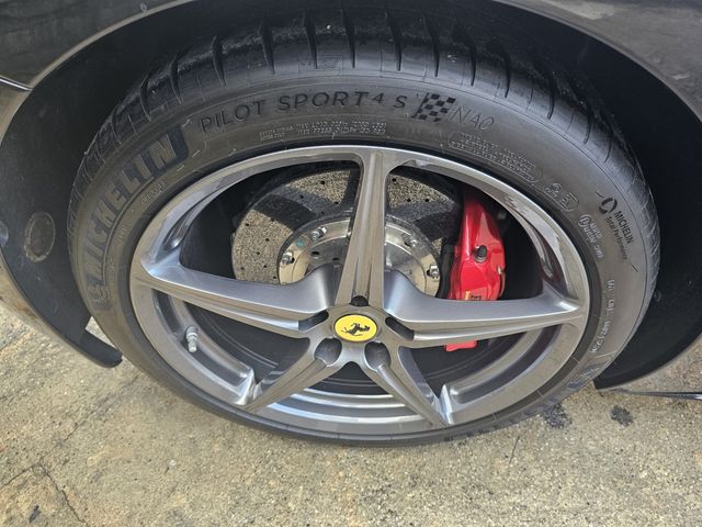 FERRARI 458 SPIDER 2012 Image 31