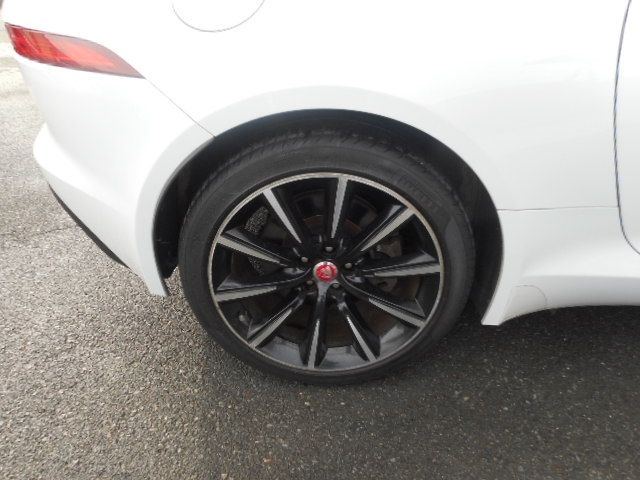 JAGUAR F TYPE COUPE 2015 Image 31