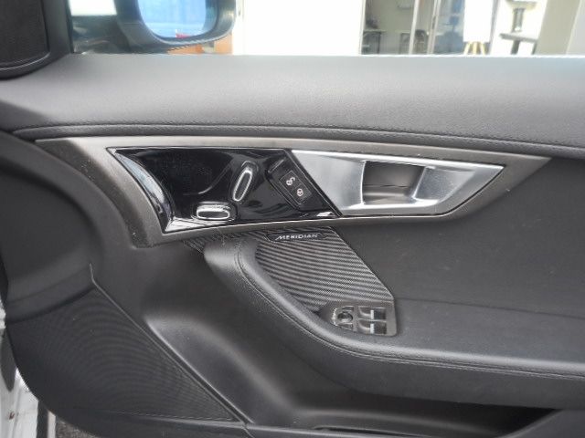 JAGUAR F TYPE COUPE 2015 Image 31