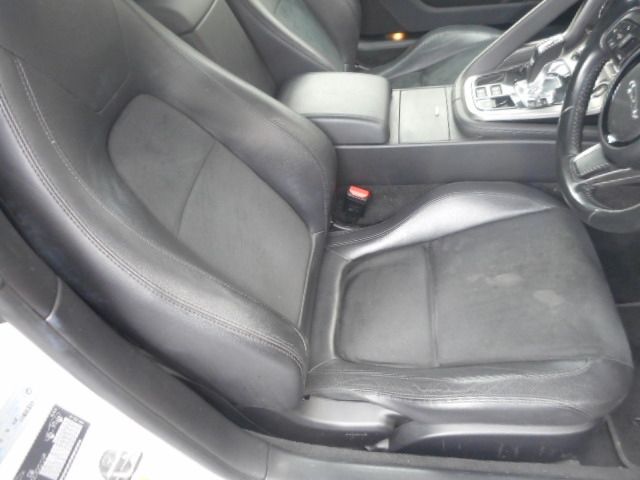 JAGUAR F TYPE COUPE 2015 Image 31