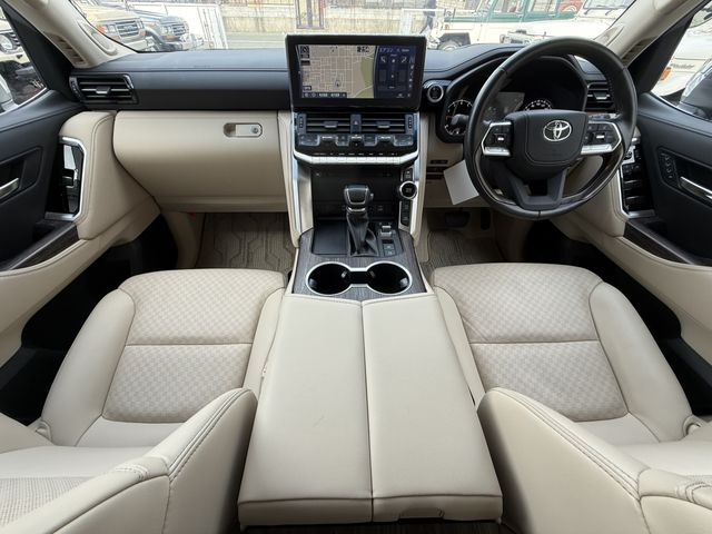 TOYOTA LANDCRUISER WAGON 2023 Image 31