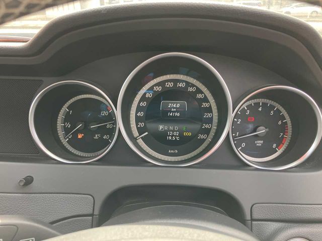 MERCEDES BENZ C CLAS 2014 Image 31