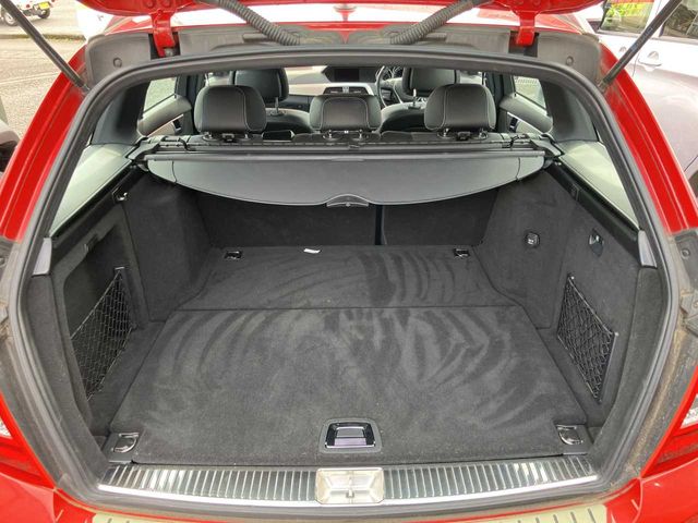 MERCEDES BENZ C CLAS 2014 Image 31