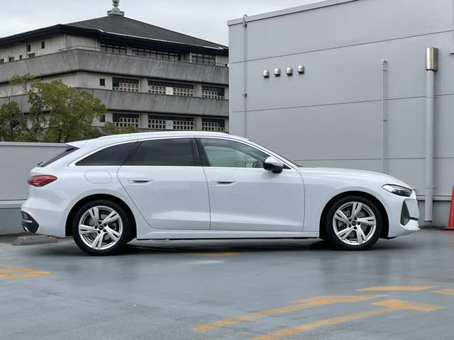 AUDI A5 AVANT 2025 Image 31