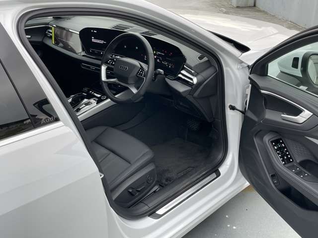 AUDI A5 AVANT 2025 Image 31