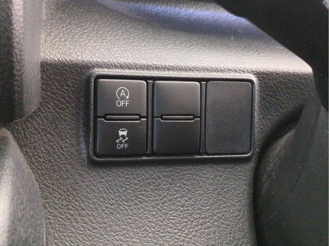 TOYOTA SIENTA 2017 Image 31