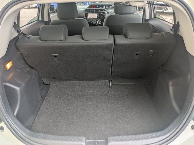 TOYOTA AQUA 2017 Image 31