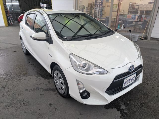 TOYOTA AQUA 2017 Image 31