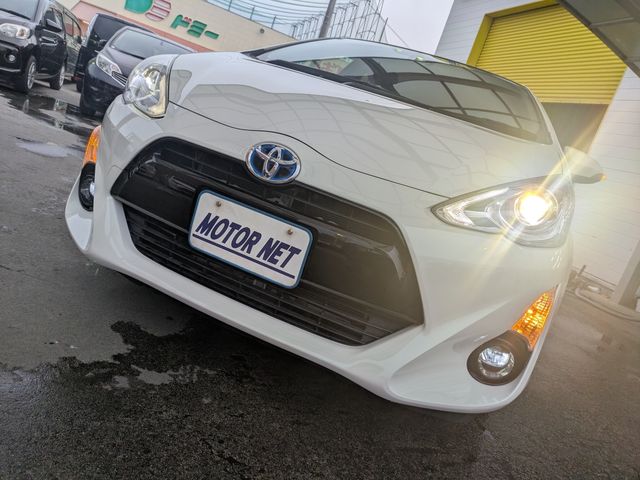 TOYOTA AQUA 2017 Image 31