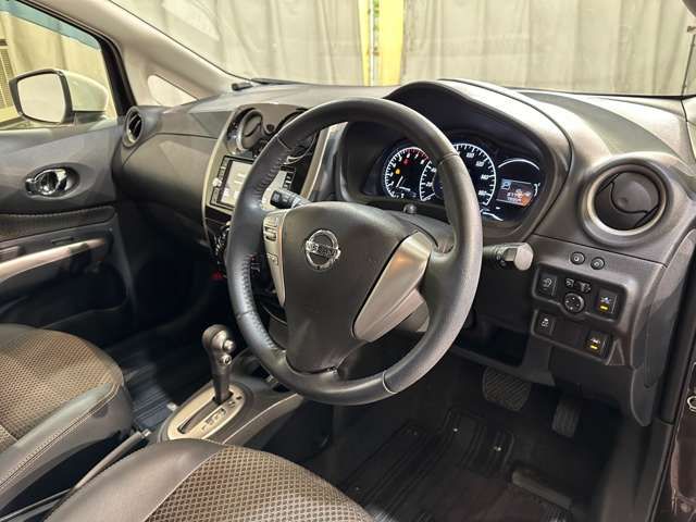 NISSAN NOTE 2015 Image 31