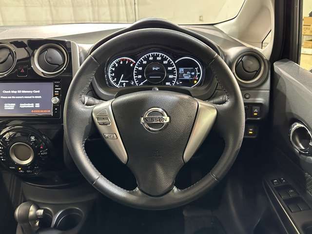 NISSAN NOTE 2015 Image 31