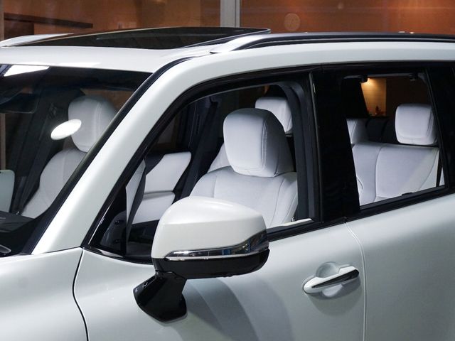 TOYOTA LEXUS LX570 AWD 2023 Image 31