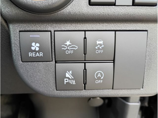 DAIHATSU ATRAI VAN 2025 Image 31