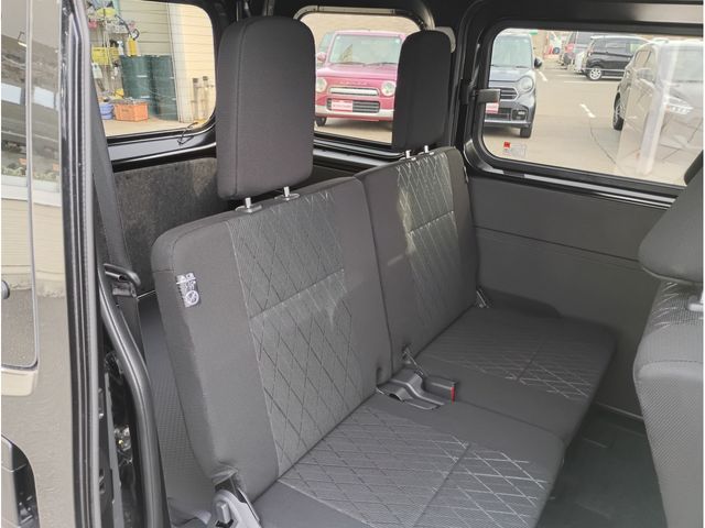 DAIHATSU ATRAI VAN 2025 Image 31