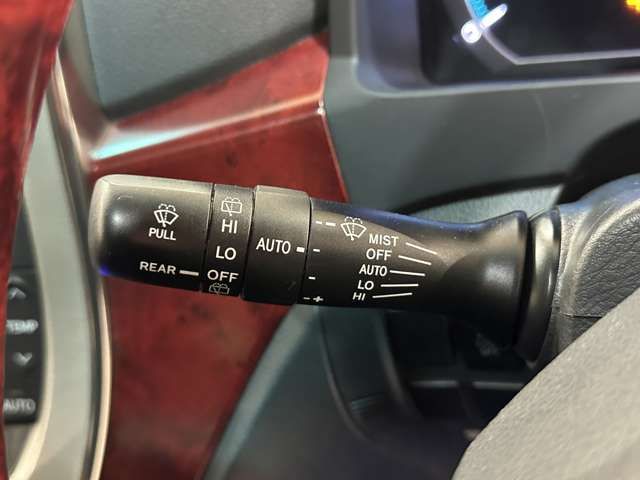 TOYOTA VELLFIRE 2010 Image 31