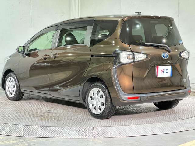 TOYOTA SIENTA HYBRID 2016 Image 31