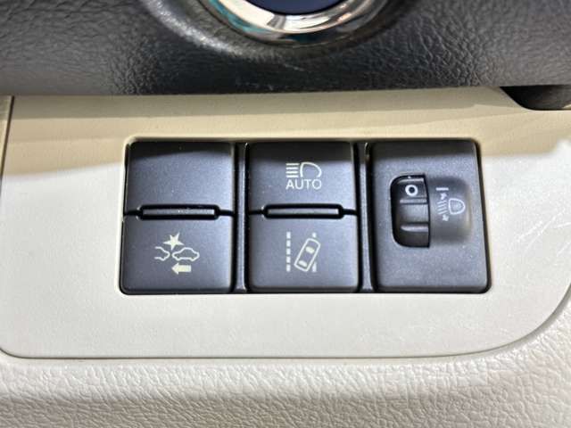 TOYOTA SIENTA HYBRID 2016 Image 31