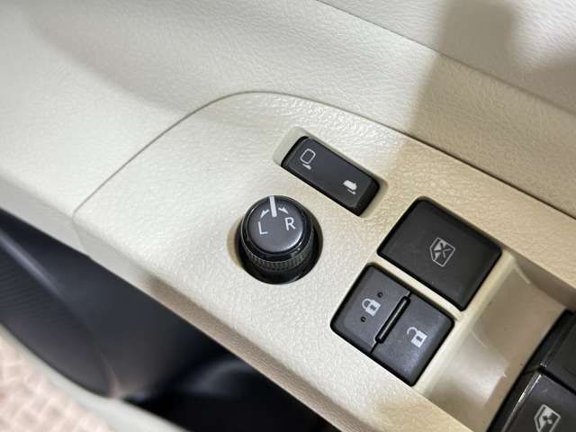 TOYOTA SIENTA HYBRID 2016 Image 31