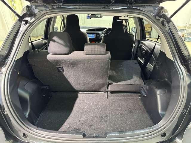 TOYOTA VITZ 2017 Image 31