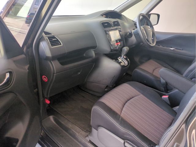 NISSAN SERENA  S-HYBRID 4WD 2014 Image 31