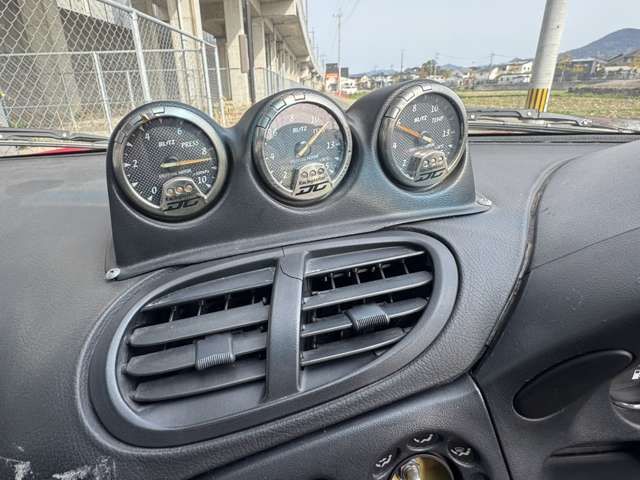 MAZDA RX-7 1997 Image 31