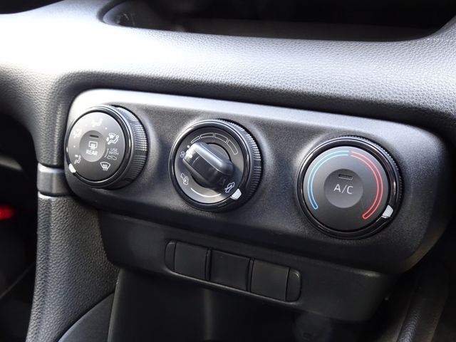 TOYOTA YARIS 2024 Image 31