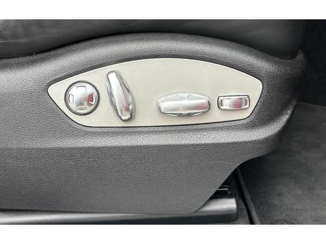 PORSCHE MACAN 2019 Image 31