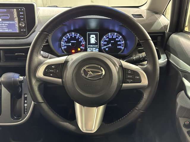 DAIHATSU MOVE CUSTOM 2015 Image 31