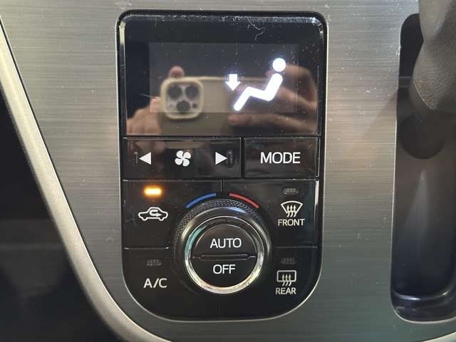 DAIHATSU MOVE CUSTOM 2015 Image 31