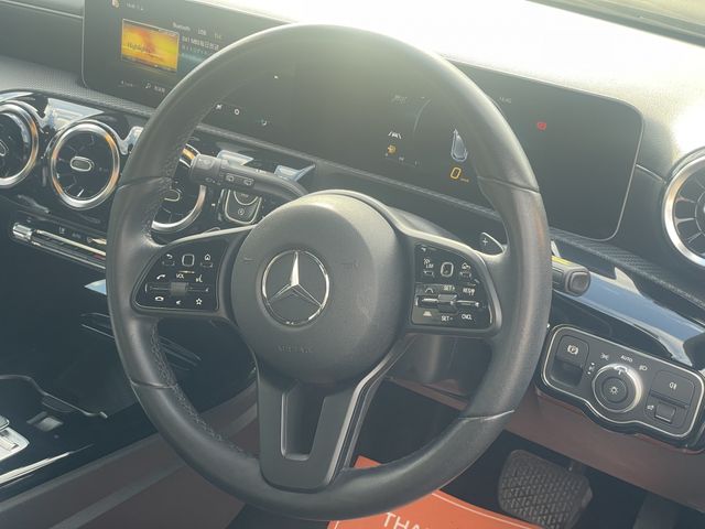 MERCEDES BENZ A CLAS 2019 Image 31