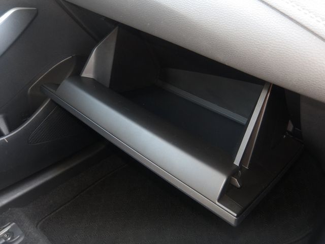 TOYOTA COROLLA SEDAN HYBRID 2021 Image 31