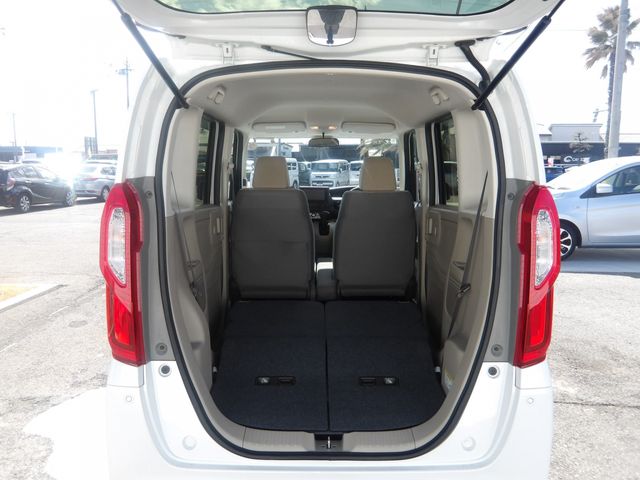 HONDA N BOX 2020 Image 31