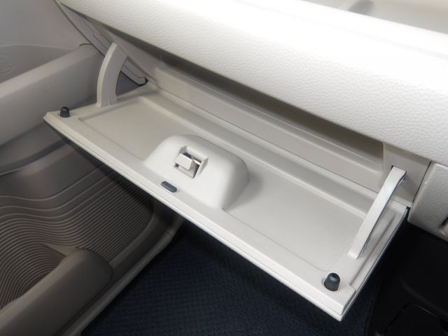 HONDA N BOX 2020 Image 31