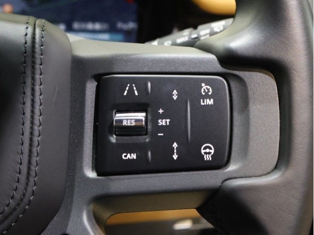 ROVER DEFENDER 2023 Image 31