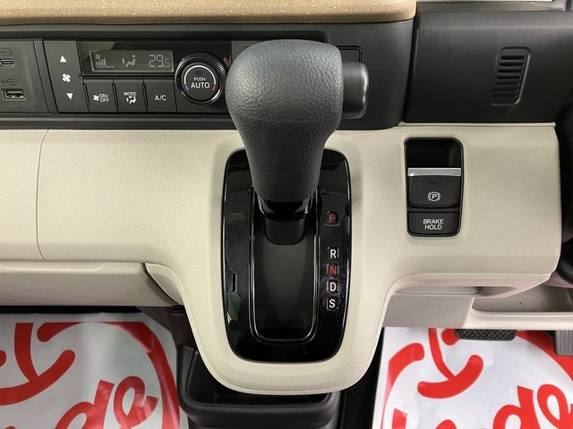 HONDA N BOX 4WD 2023 Image 31