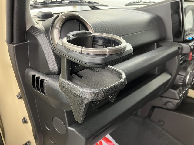 SUZUKI JIMNY 4WD 2024 Image 31