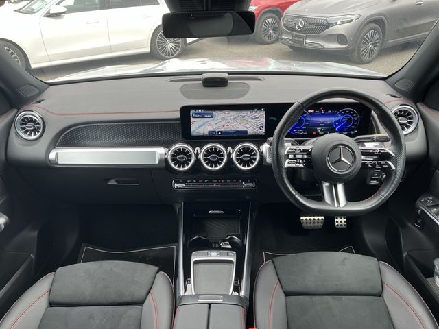 MERCEDES BENZ EQB 2024 Image 31